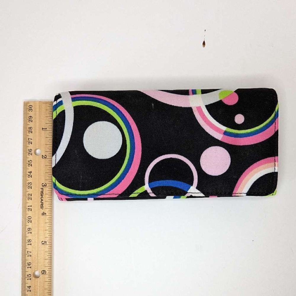 Retro Design Wallet Snap Closure - Picture 6 of 6
